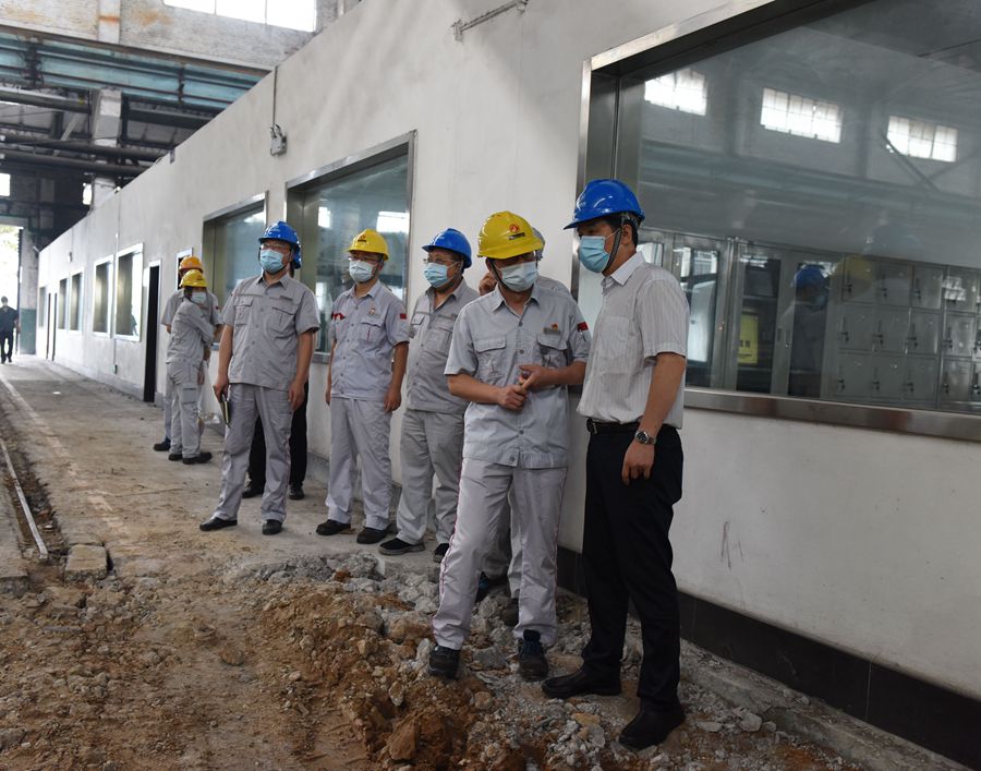 U401機加工陣地改造施工現場_副本.jpg U401機加工陣地改造施工現場_副本.jpg